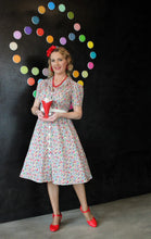 Indlæs billede til gallerivisning Charlene Shirtwaister Dress in Tutti Frutti Print, True 1950s Vintage Style